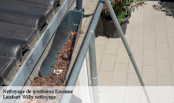 Nettoyage de gouttières 91 Essonne  Lambert Willy nettoyage